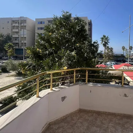 Linda's 酒店 Durrës